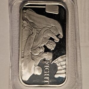 1 Oz Iconic Trump "Fight" Silver Bar
